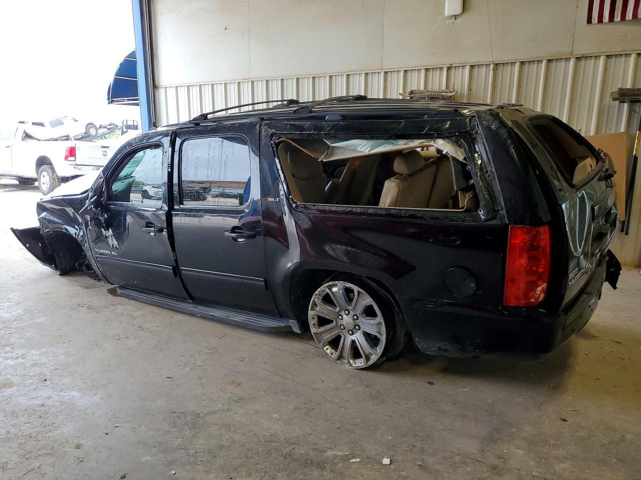 2012 GMC Yukon Xl C1500 Slt - Фото 2