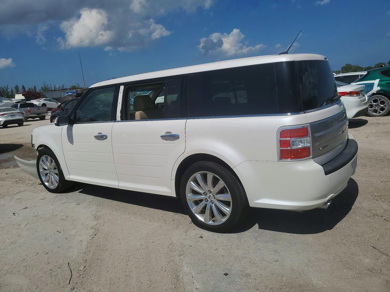 2019 Ford Flex Limited - Фото 2