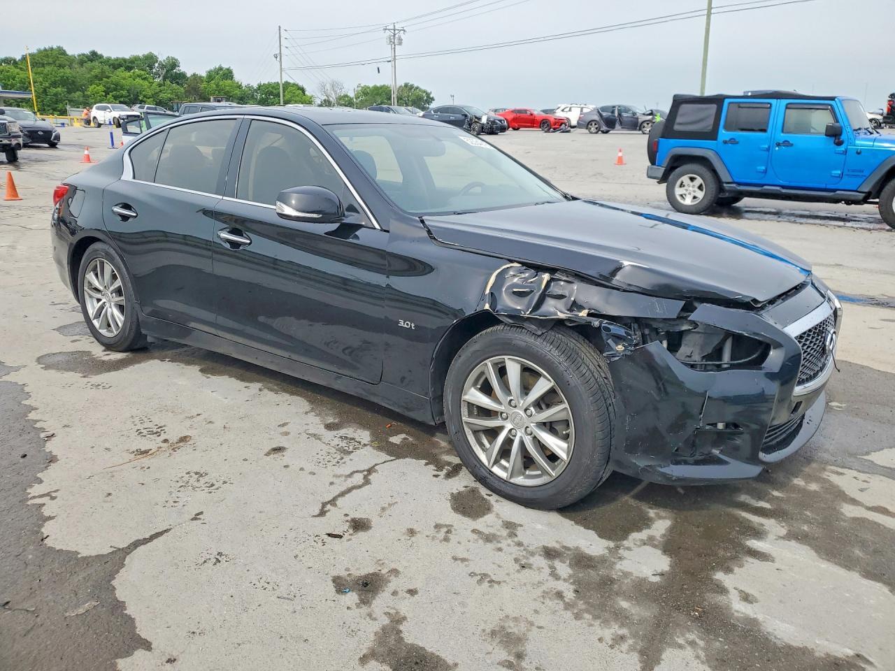 2016 Infiniti Q50 3.0T Premium - Image 4