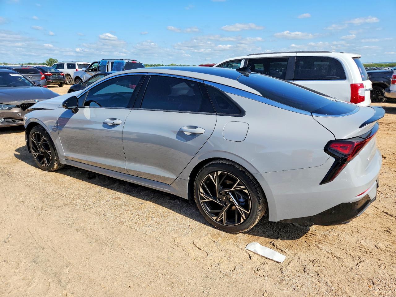 2025 Kia K5 Gt Line - Image 2