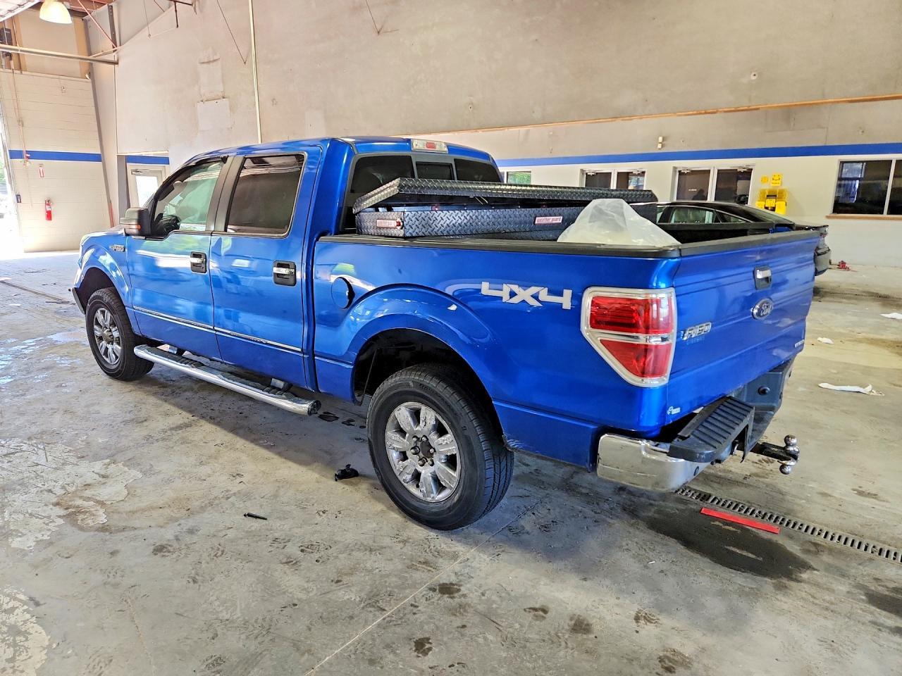 2012 Ford F150 Supercrew - Фото 2