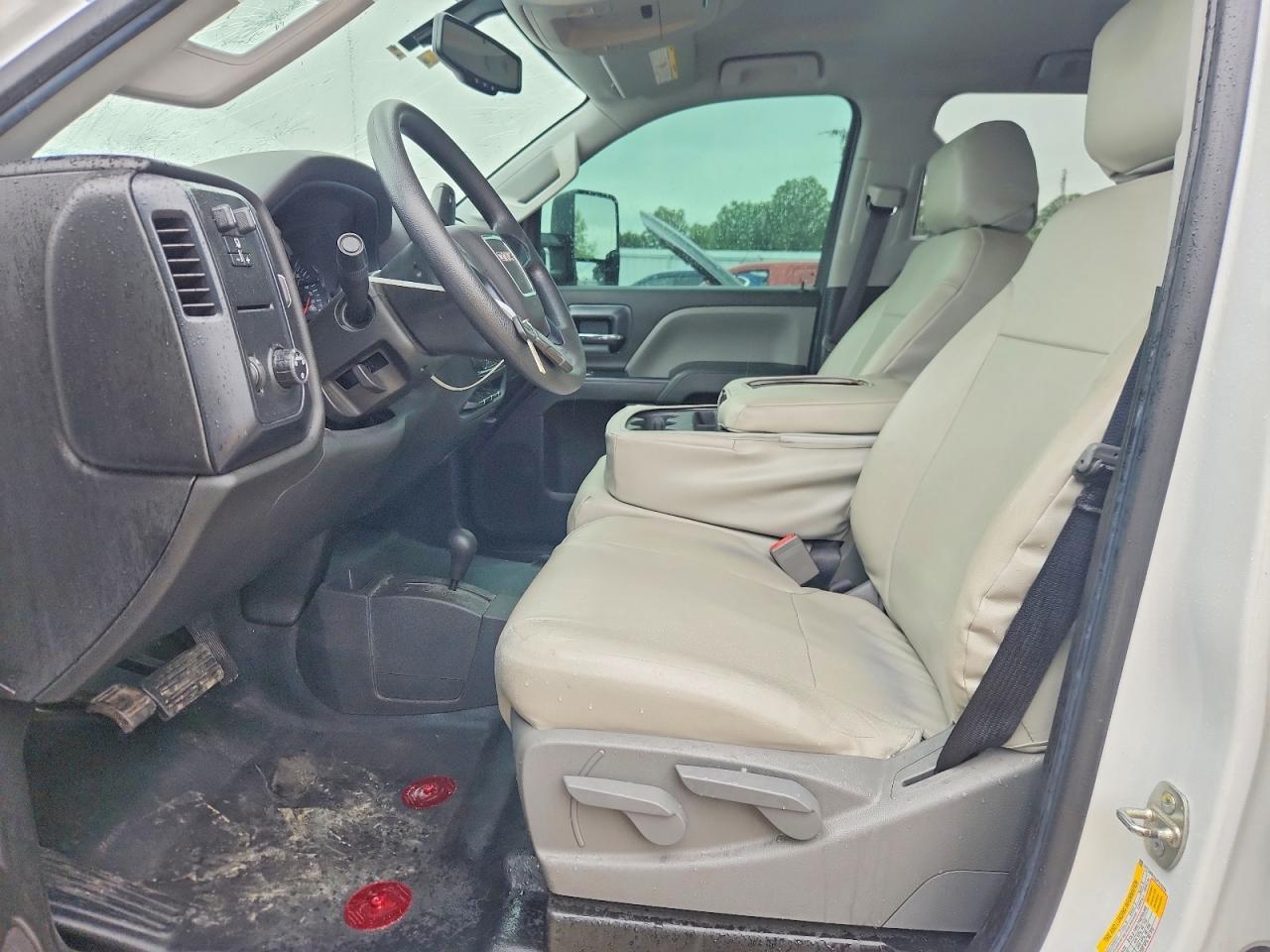 2018 GMC Sierra K2500 Heavy Duty - Image 7