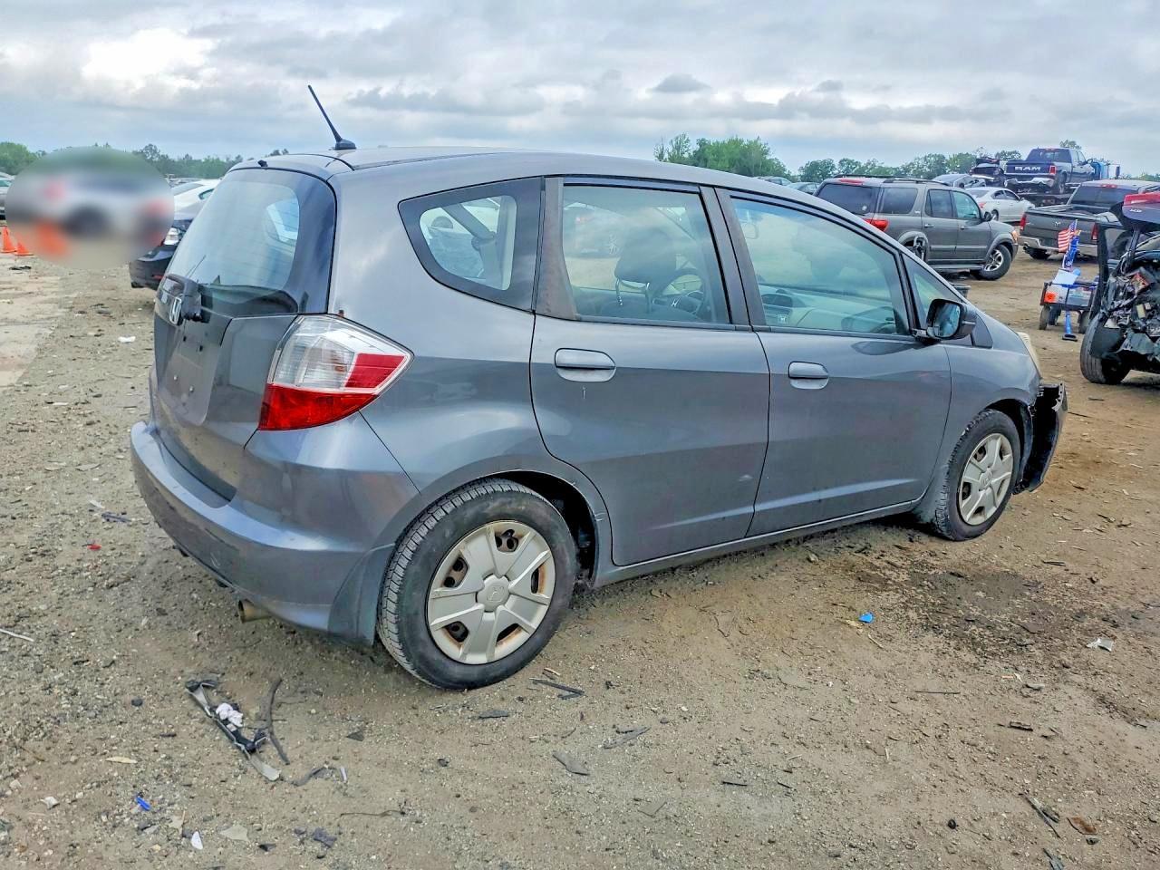2013 Honda Fit - Фото 3