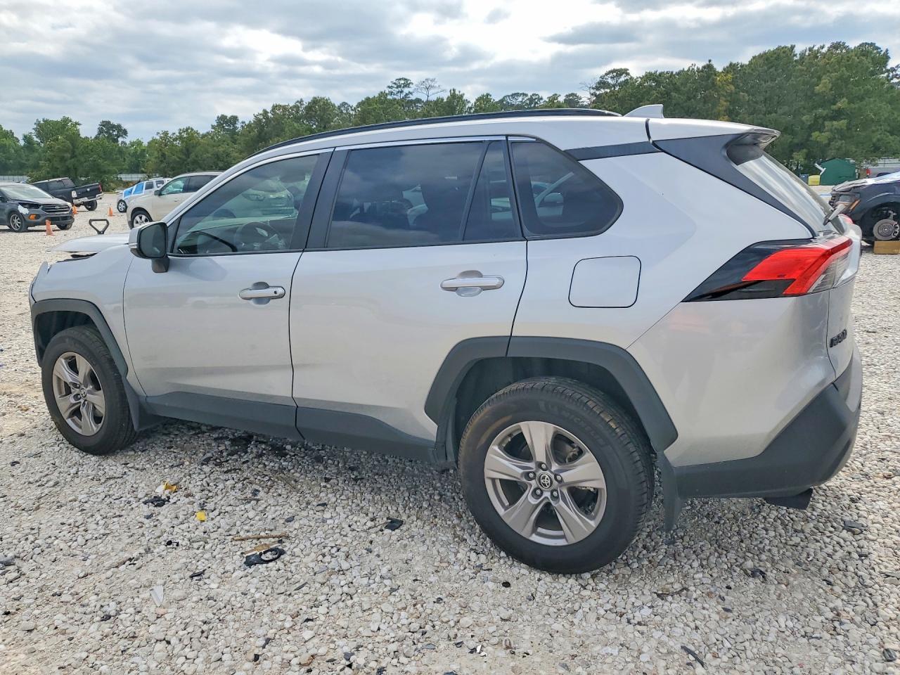2024 Toyota Rav4 Xle - Image 2