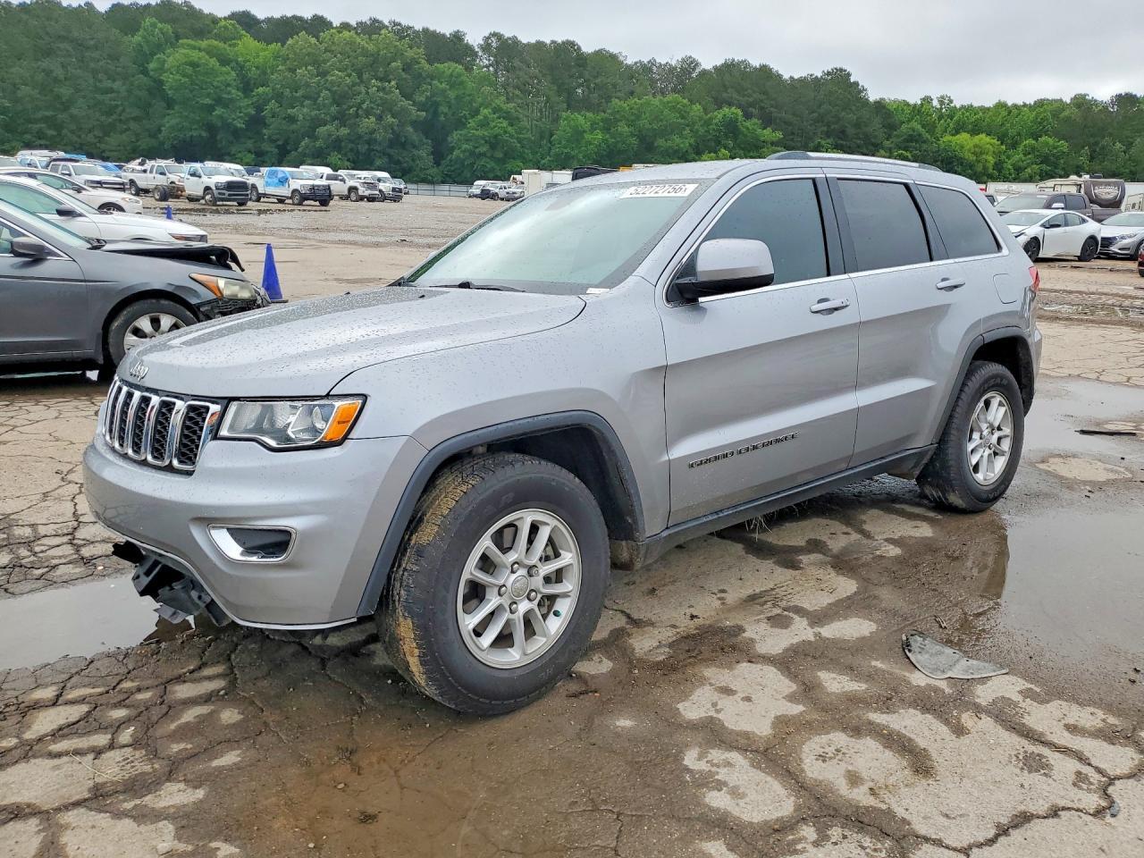 2019 Jeep Grand Cherokee Laredo