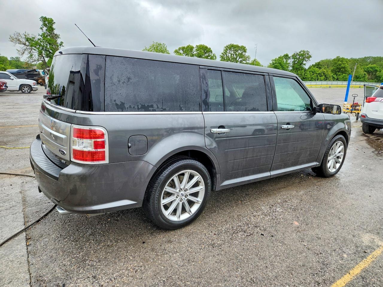 2019 Ford Flex Limited - Image 3