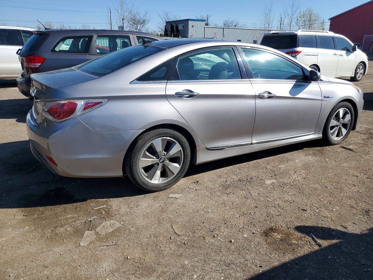 2011 Hyundai Sonata Hybrid - Фото 3