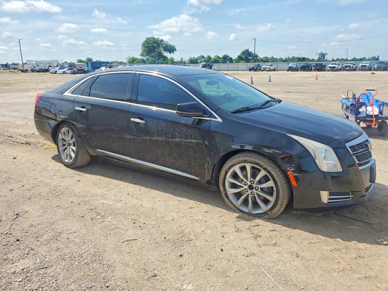 2016 Cadillac Xts Luxury Collection - Image 4