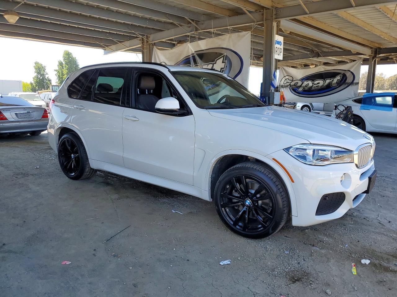 2018 BMW X5 Xdr40E - Фото 4