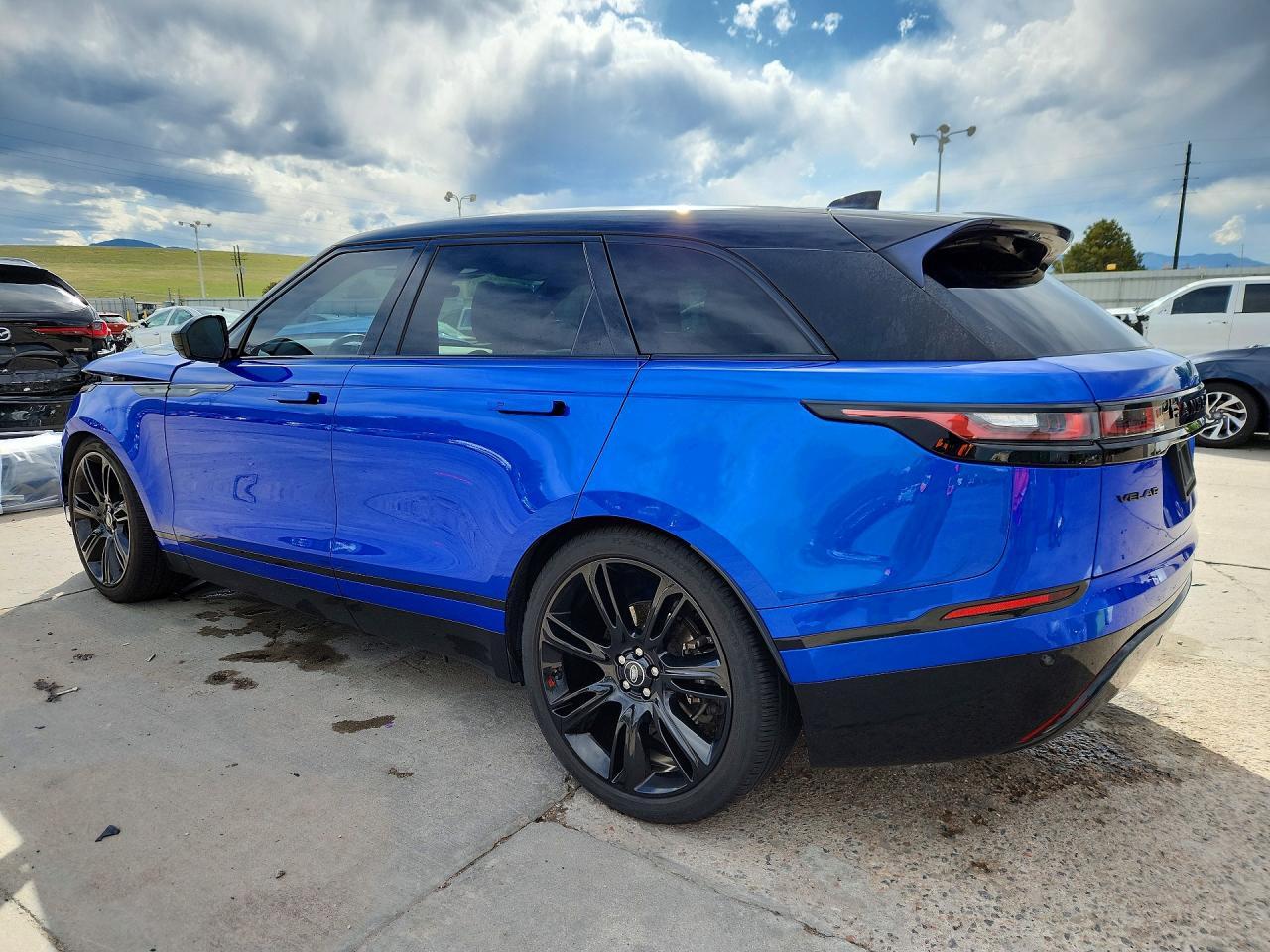 2022 Land Rover Range Rover Velar R-Dynamic S - Image 2