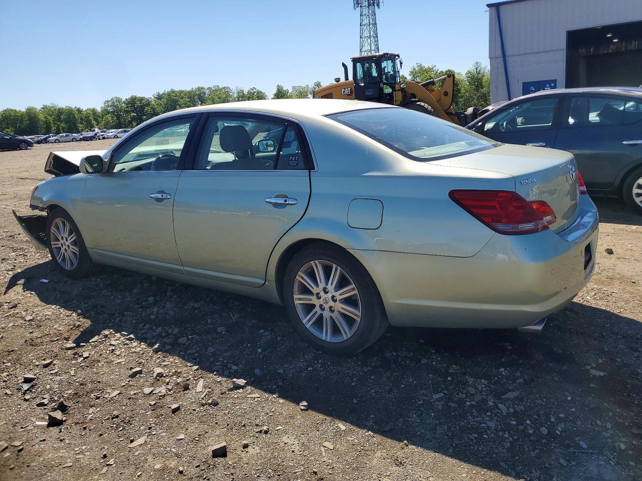 2008 Toyota Avalon Limited - Фото 2