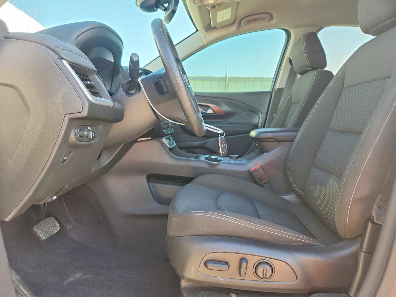 2024 GMC Terrain - Image 7