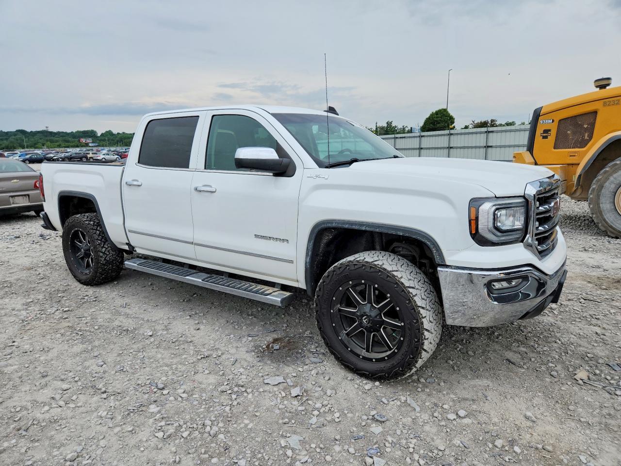 2018 GMC Sierra K1500 Slt - Image 4