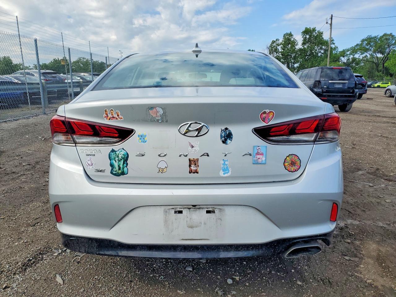 2019 Hyundai Sonata Se - Image 6
