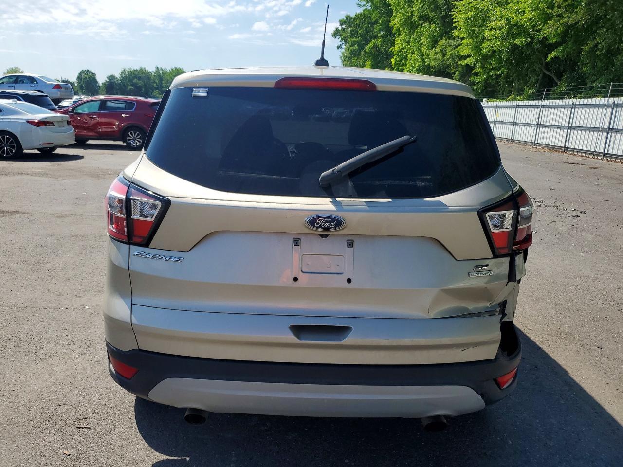 2017 Ford Escape - Фото 6