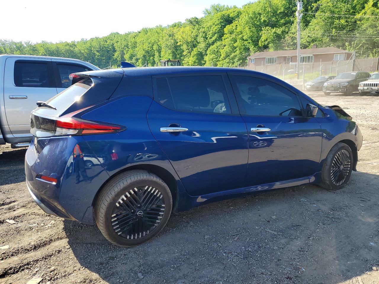 2023 Nissan Leaf Sv Plus - Image 3