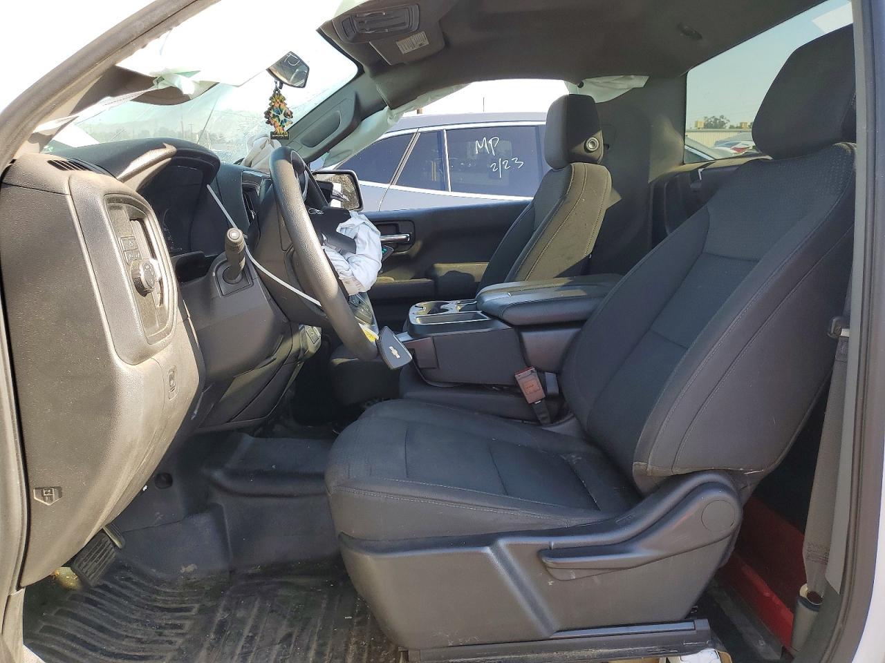 2022 Chevrolet Silverado C1500 - Фото 7