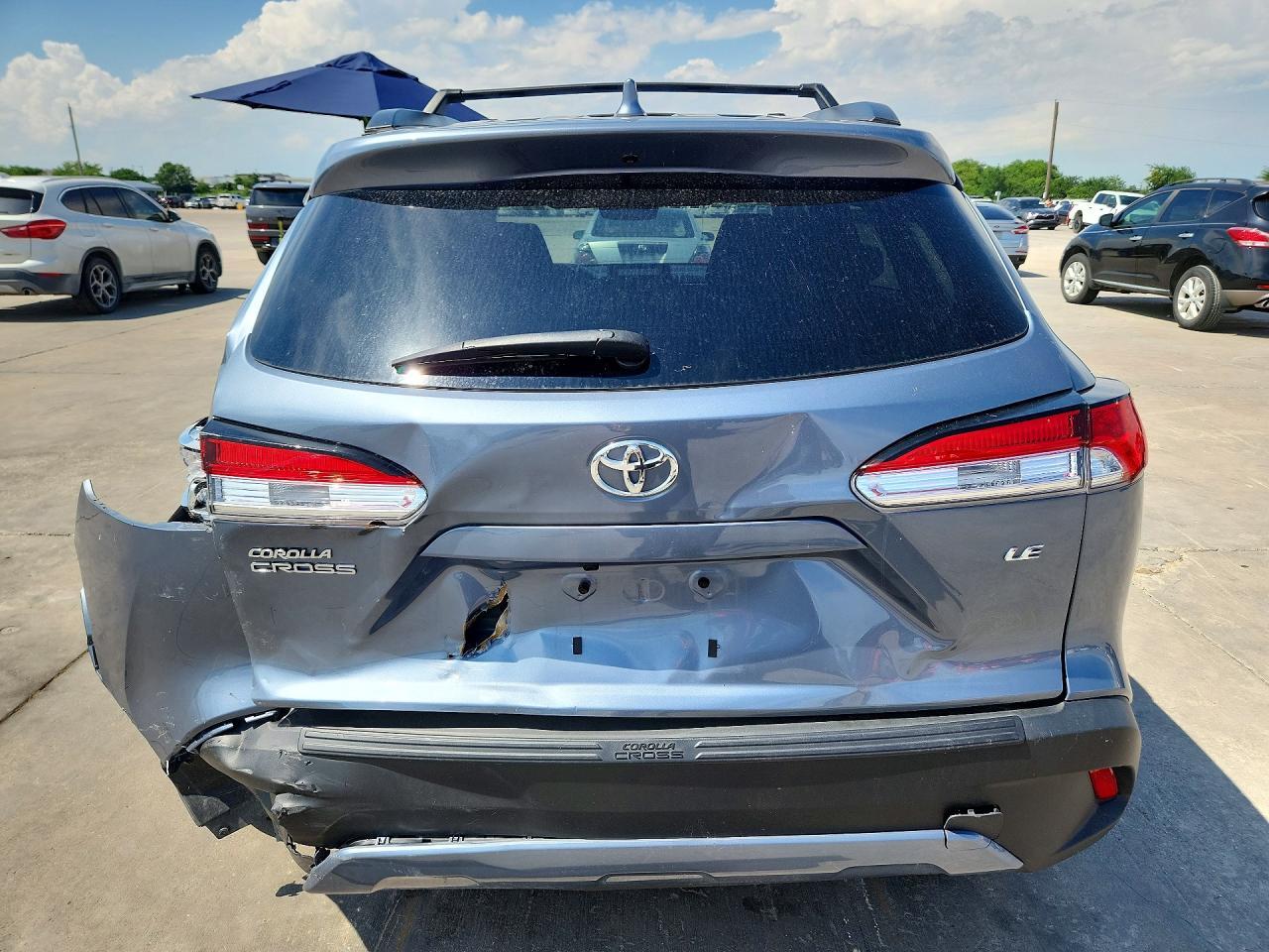 2024 Toyota Corolla Cross Le - Фото 6