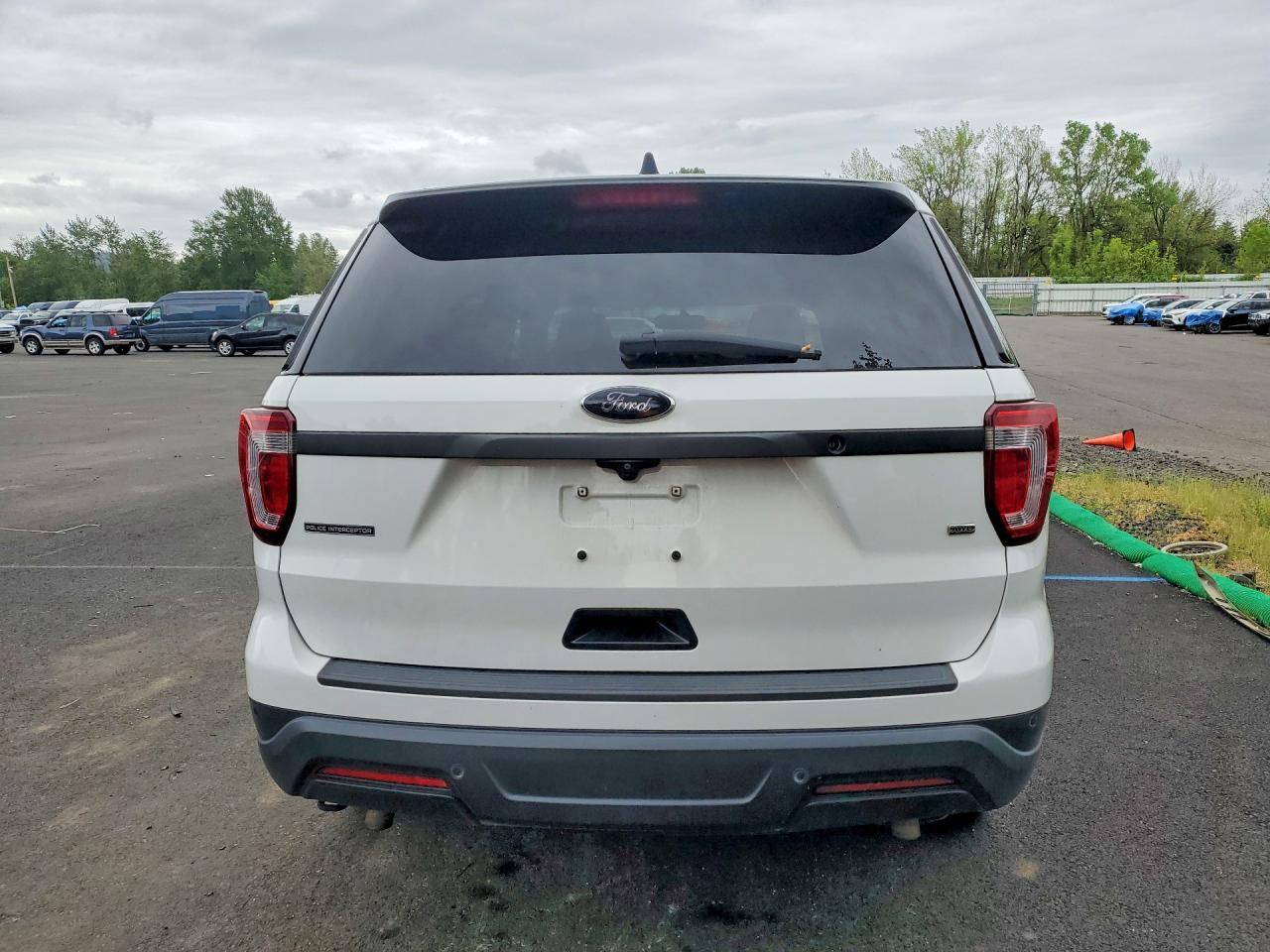 2018 Ford Explorer Police Interceptor - Фото 6