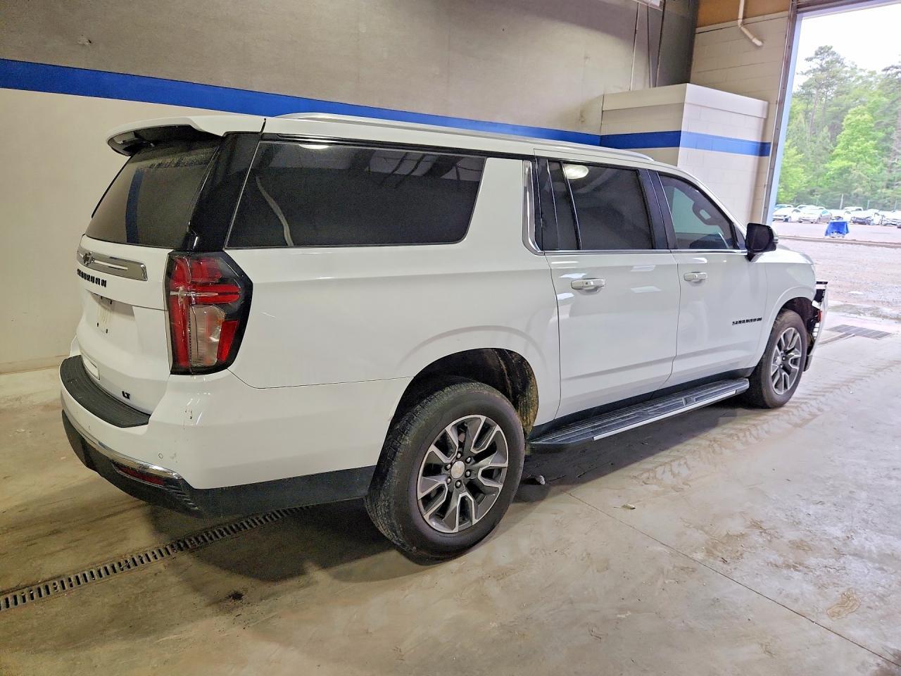 2022 Chevrolet Suburban K1500 Lt - Фото 3