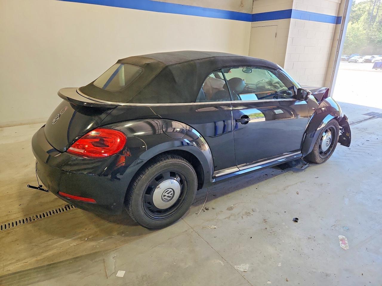 2014 Volkswagen Beetle - Фото 3