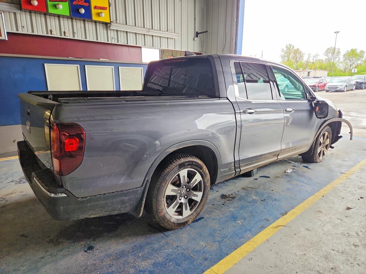 2019 Honda Ridgeline Rtl - Image 3
