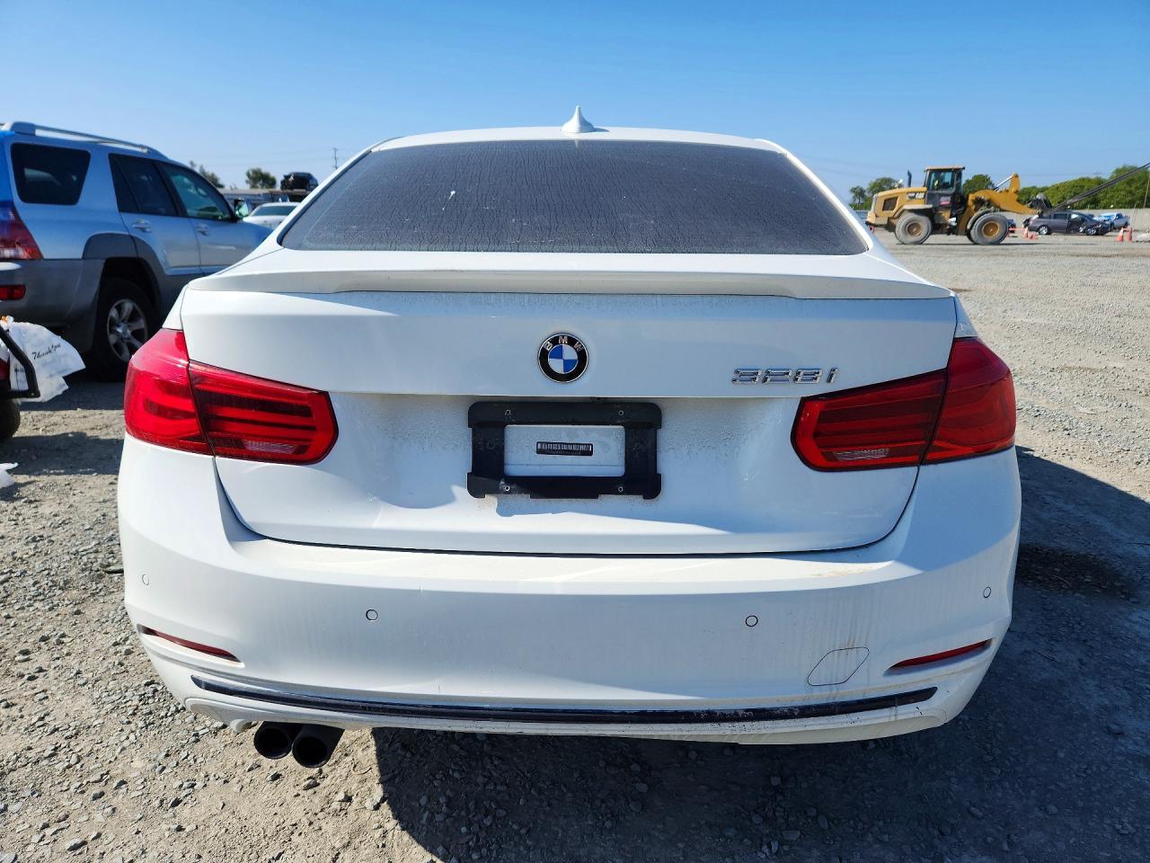 2016 BMW 328 I Sulev - Image 6