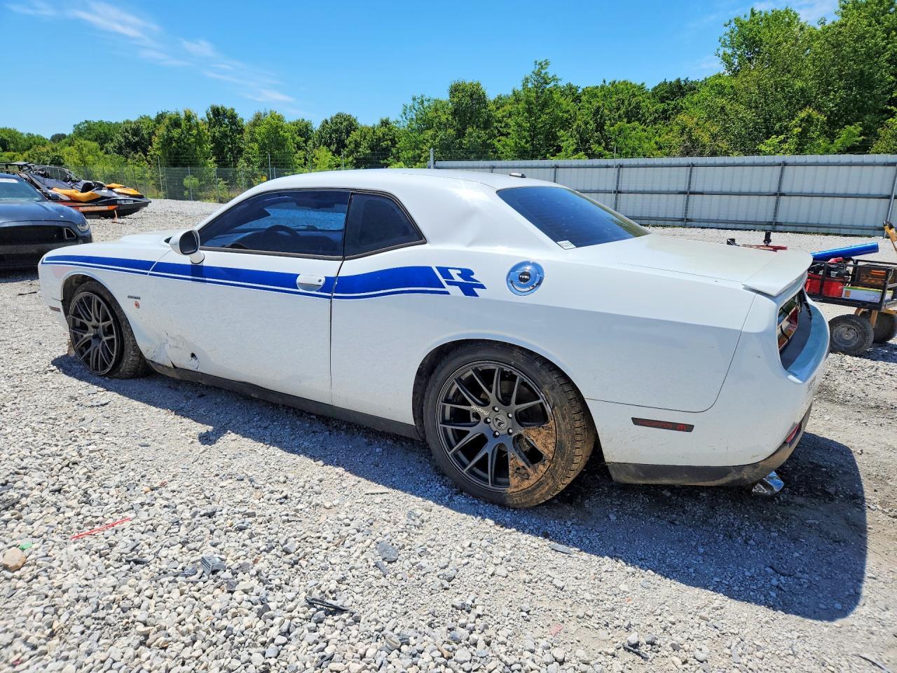 2015 Dodge Challenger Sxt - Фото 2