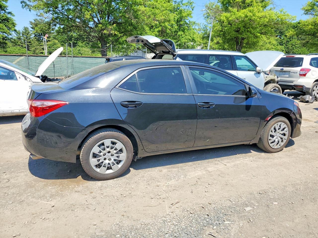 2019 Toyota Corolla Le - Фото 3