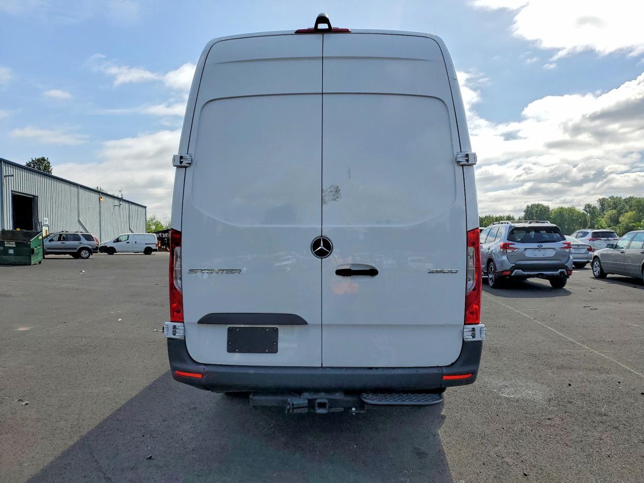 2025 Mercedes-Benz Sprinter 2500 - Image 6