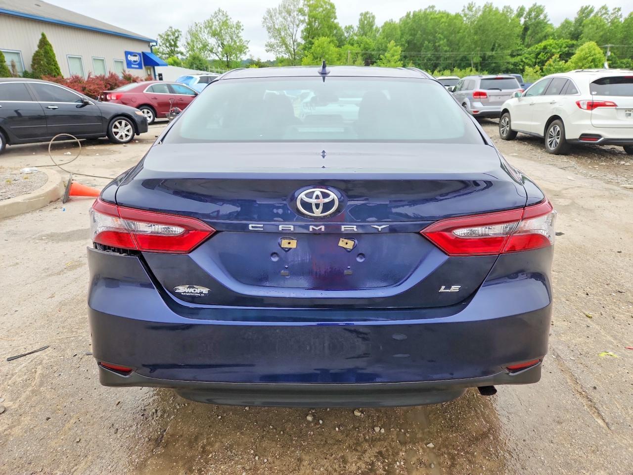 2021 Toyota Camry Le - Image 6