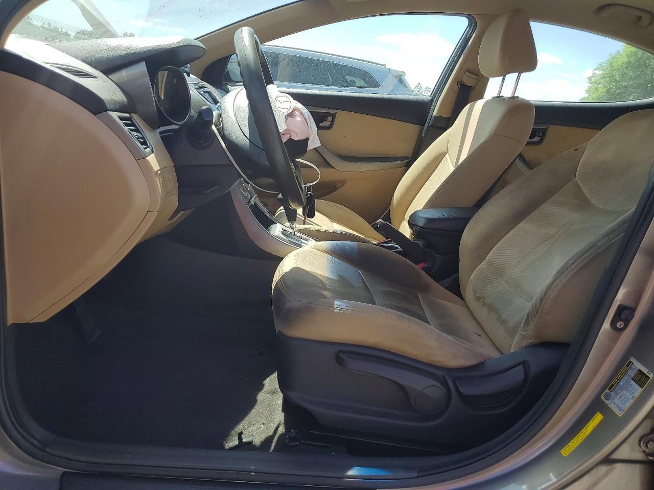 2012 Hyundai Elantra Gls - Фото 7