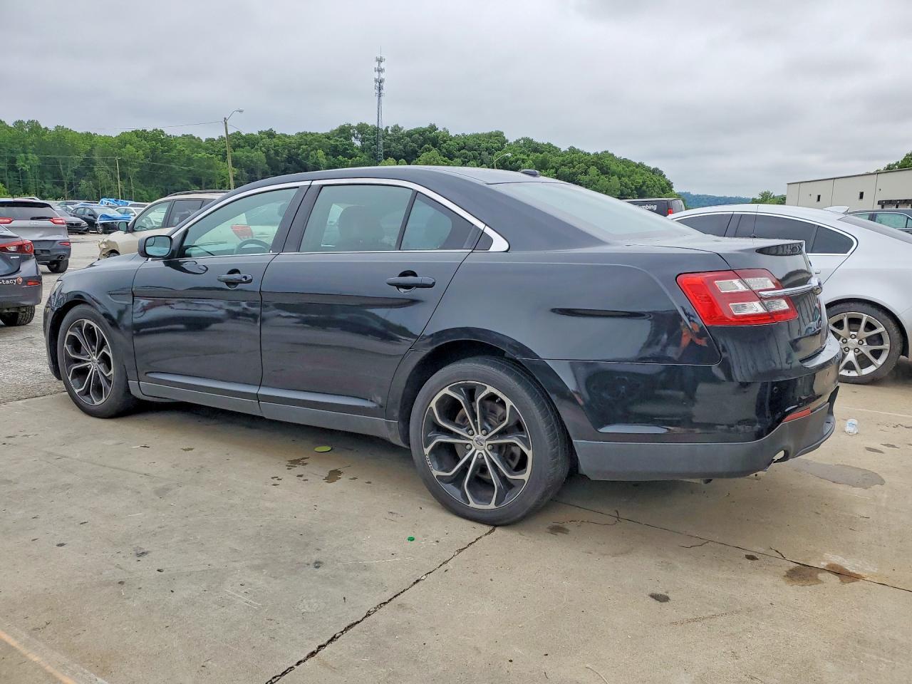 2013 Ford Taurus Police Interceptor - Фото 2