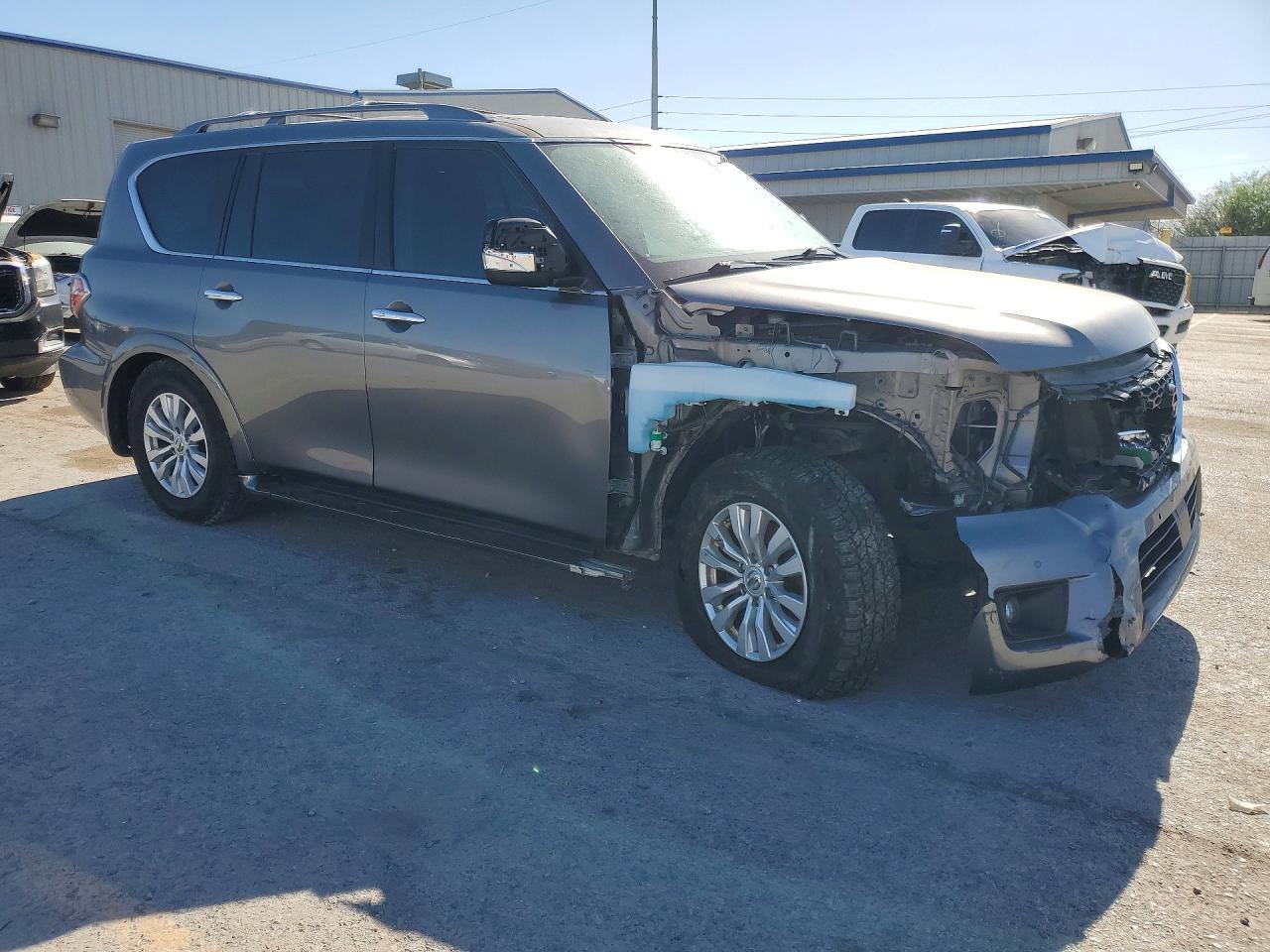 2019 Nissan Armada Sv - Image 4