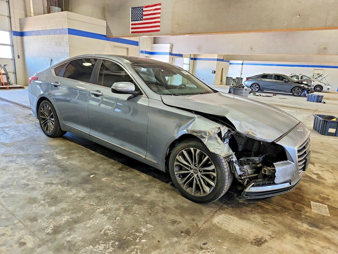 2015 Hyundai Genesis 3.8L - Фото 4