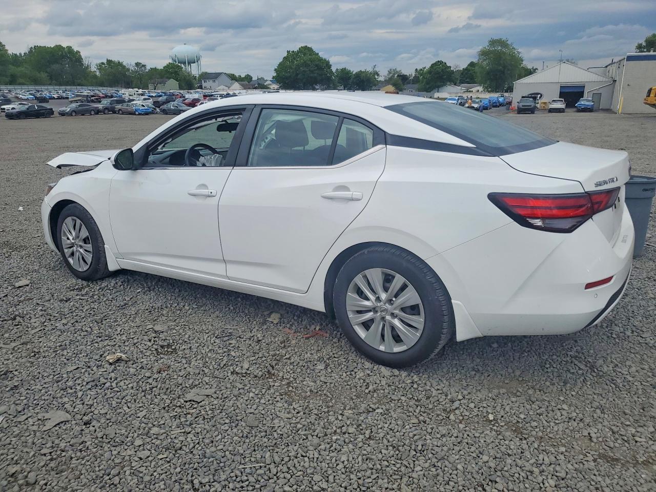 2022 Nissan Sentra S - Фото 2