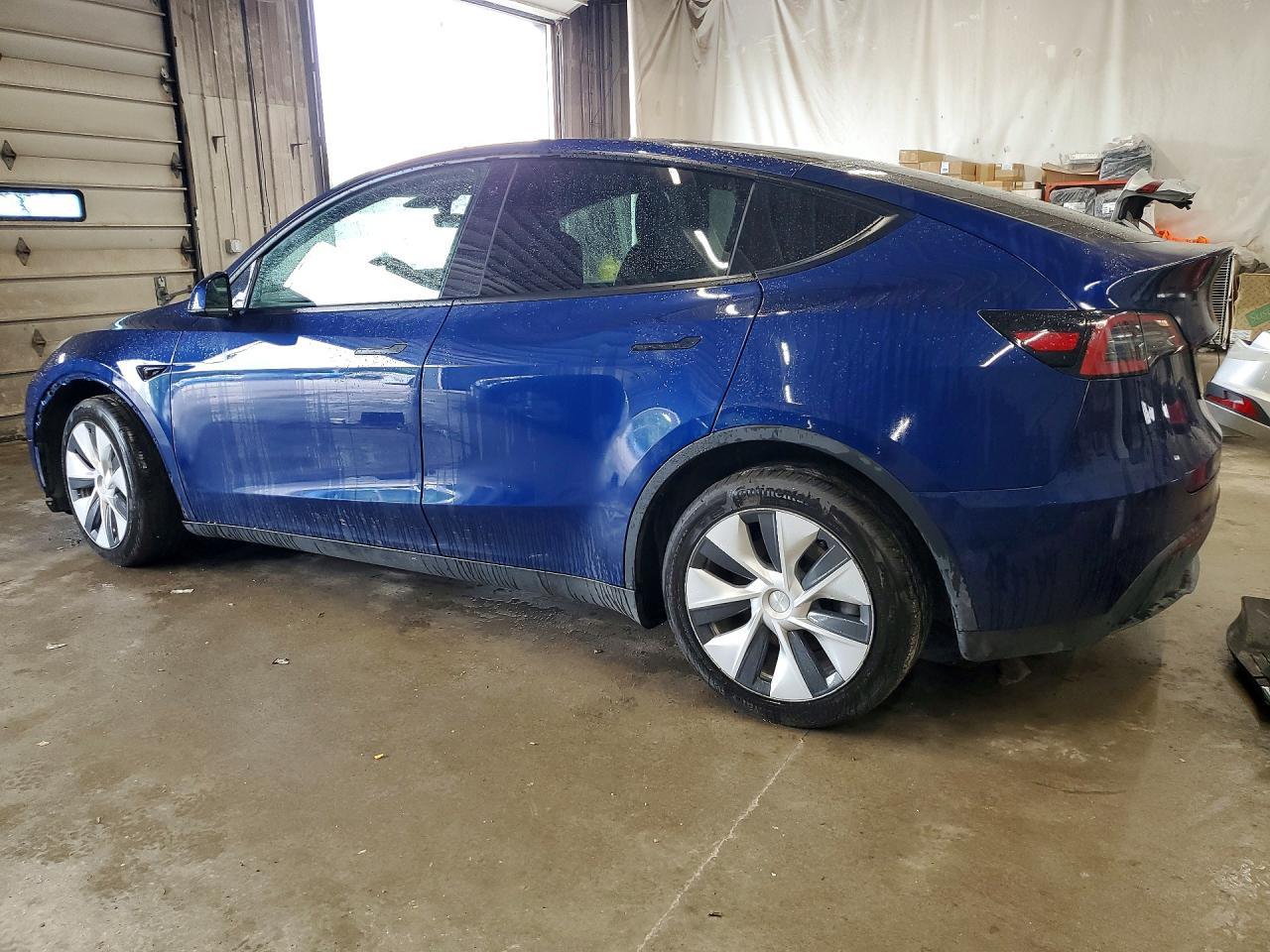 2021 Tesla Model Y - Image 2