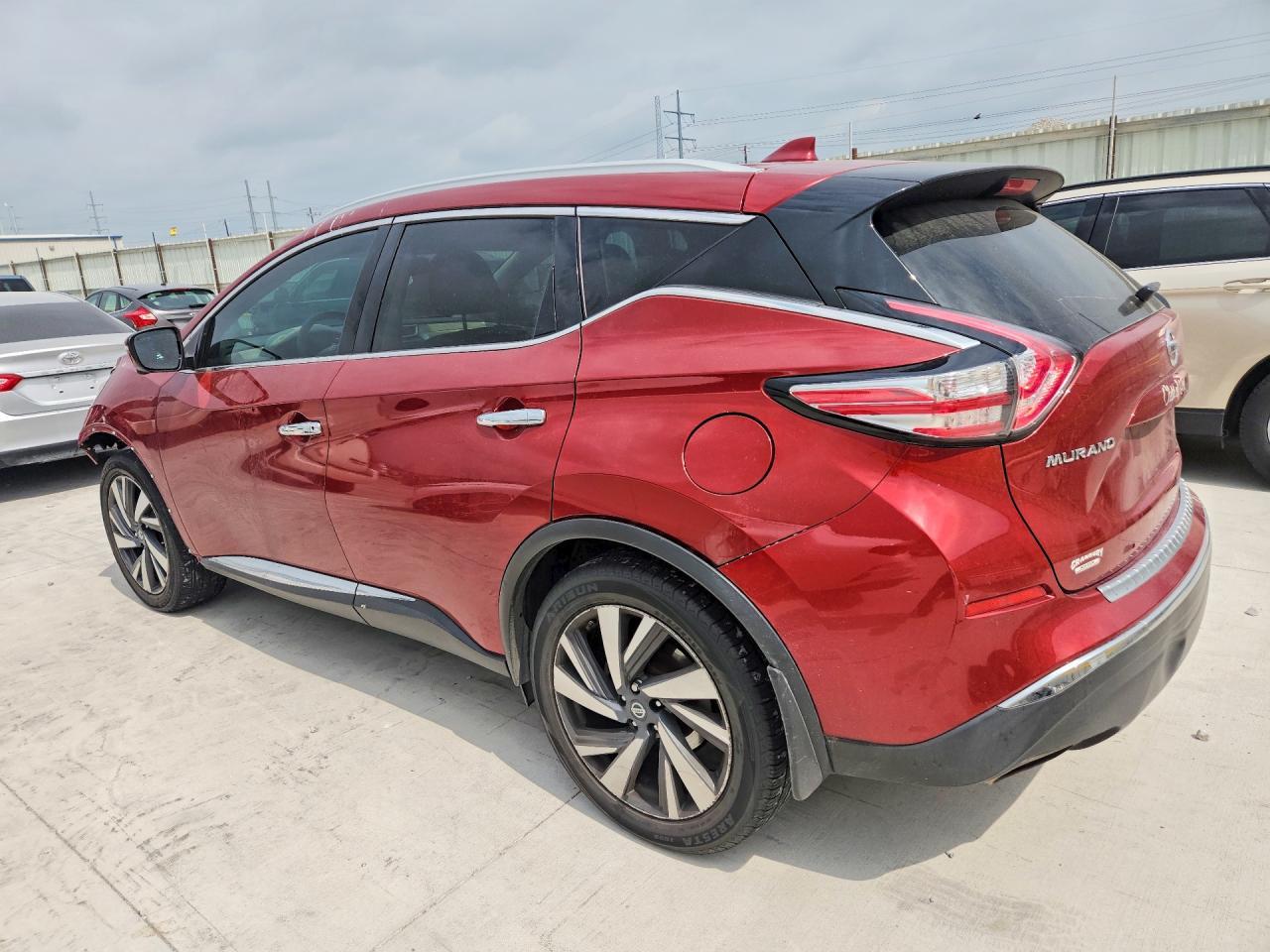 2018 Nissan Murano Platinum - Image 2