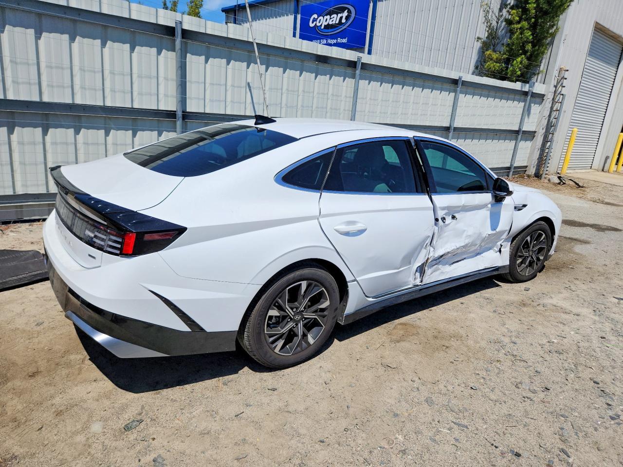 2025 Hyundai Sonata Sel - Фото 3