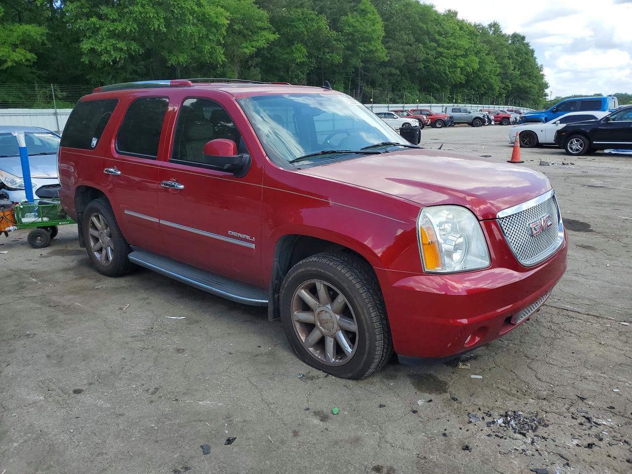 2013 GMC Yukon Denali - Image 4