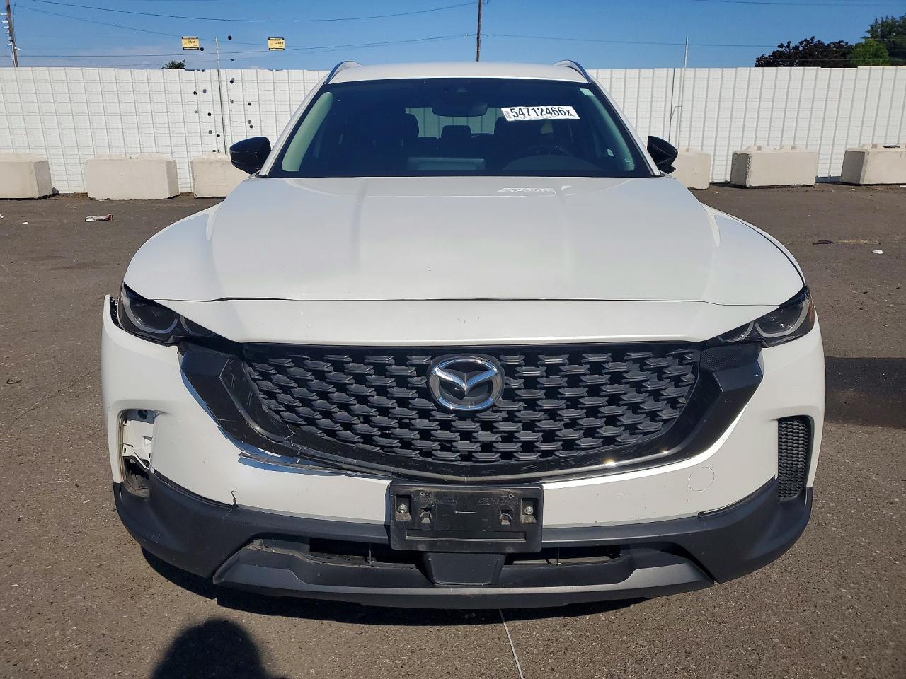 2024 Mazda Cx-50 Select - Image 5