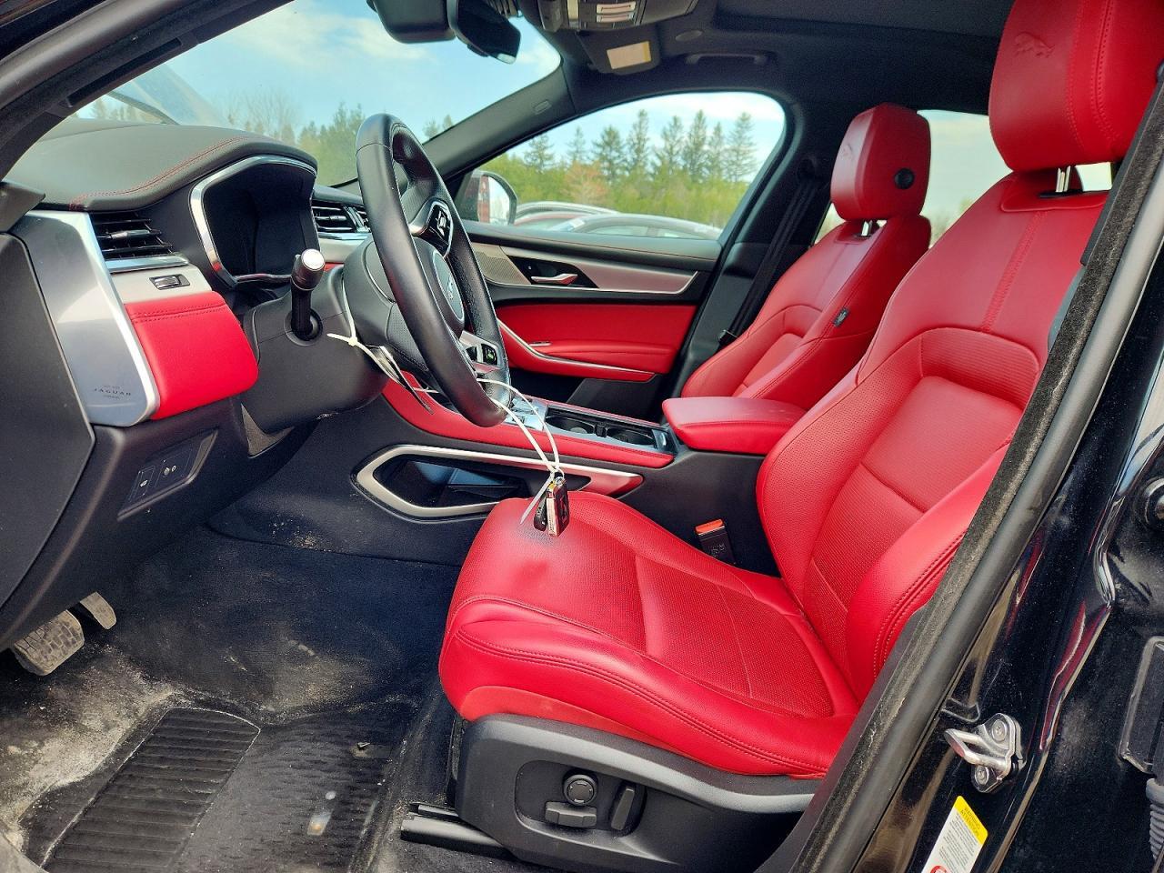 2023 Jaguar F-Pace R-Dynamic S - Image 7