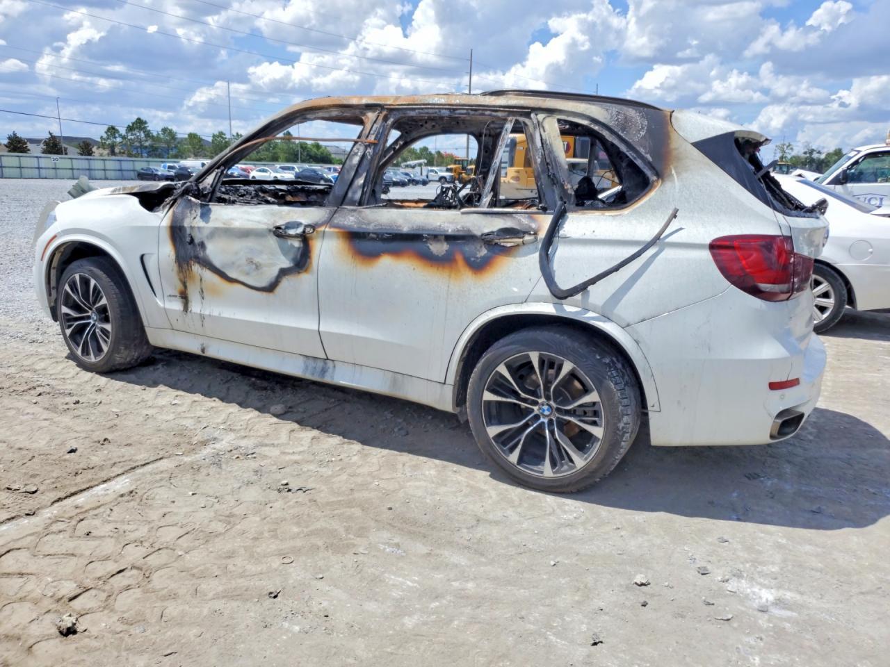 2017 BMW X5 xDrive35I - Фото 2