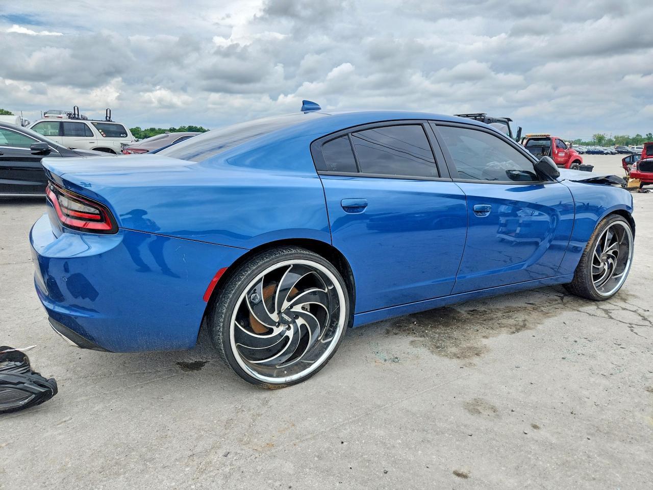 2023 Dodge Charger Sxt - Image 3