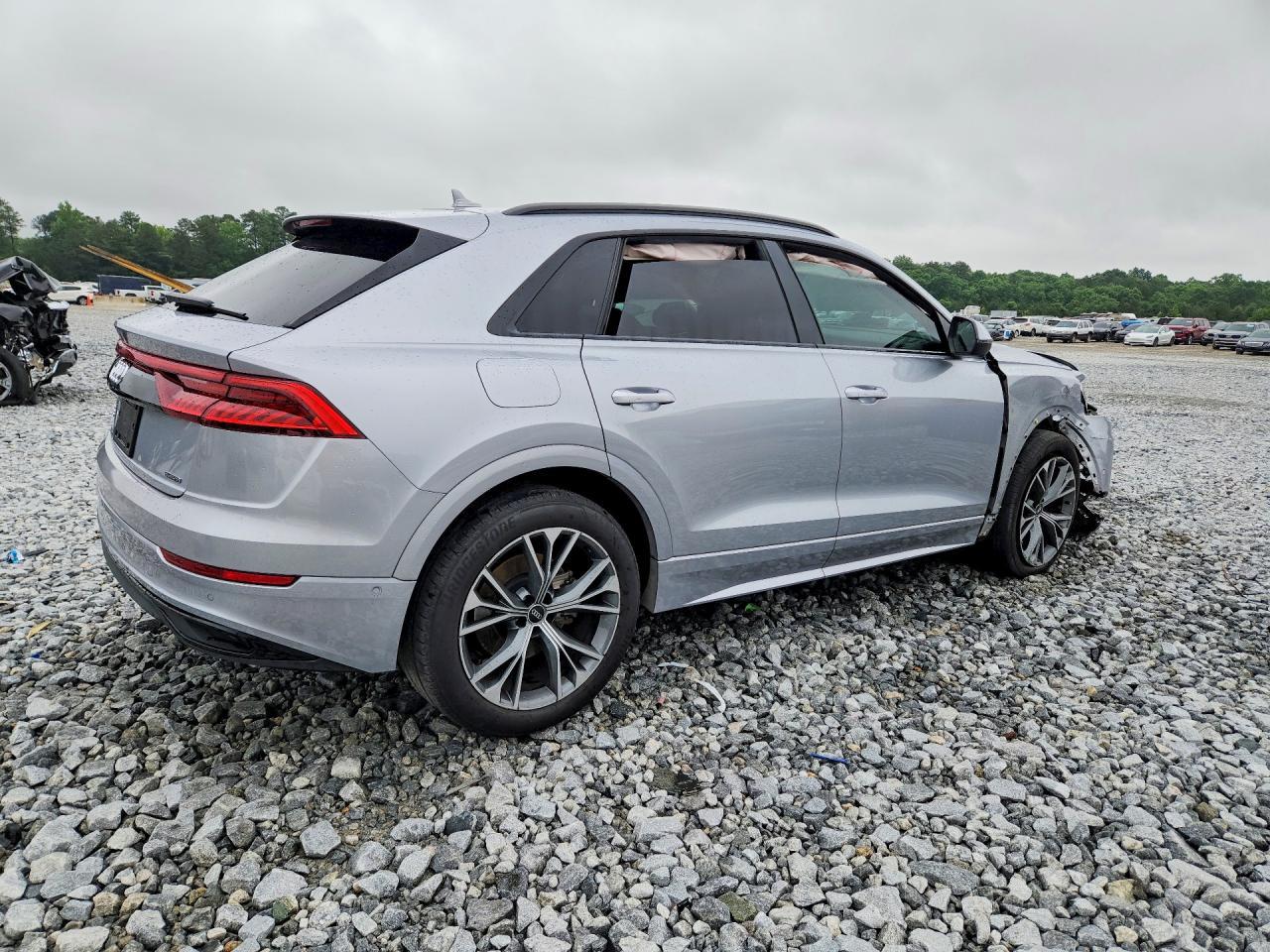 2021 Audi Q8 Premium - Image 3
