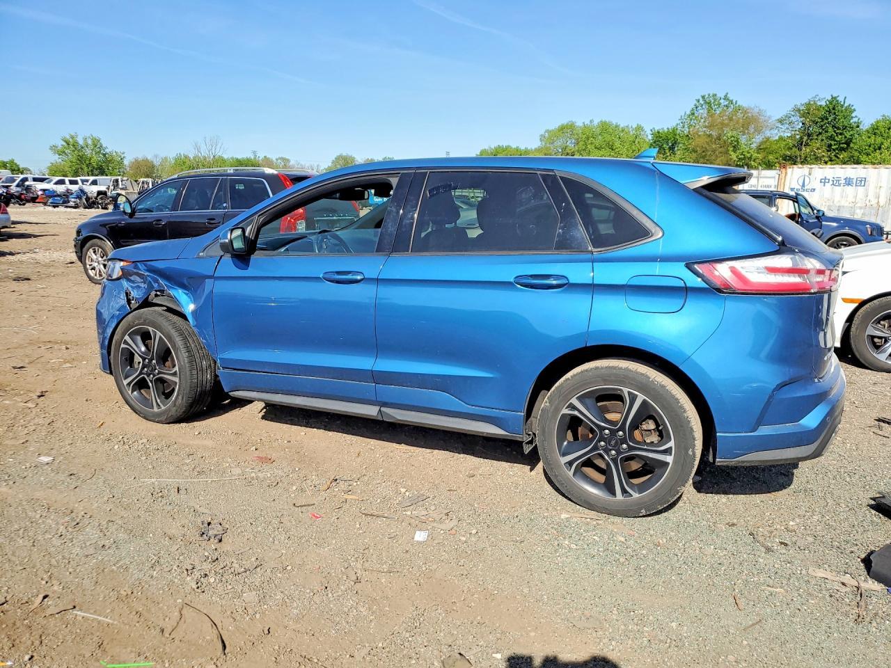 2020 Ford Edge St - Image 2