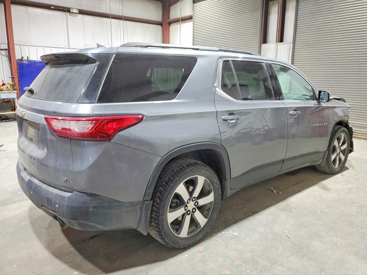 2019 Chevrolet Traverse Lt - Фото 3