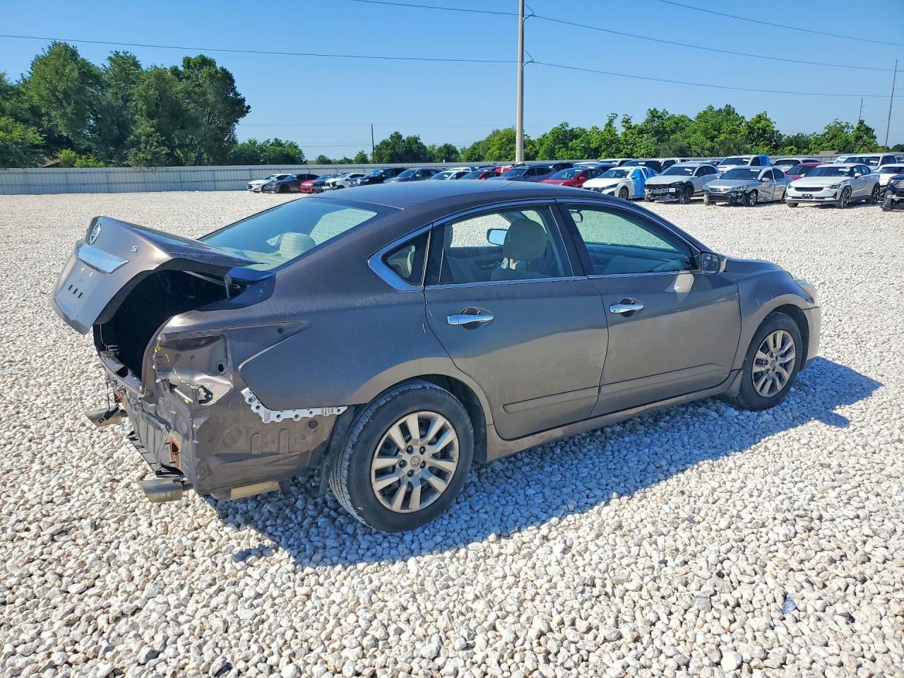 2015 Nissan Altima 2.5 S - Фото 3