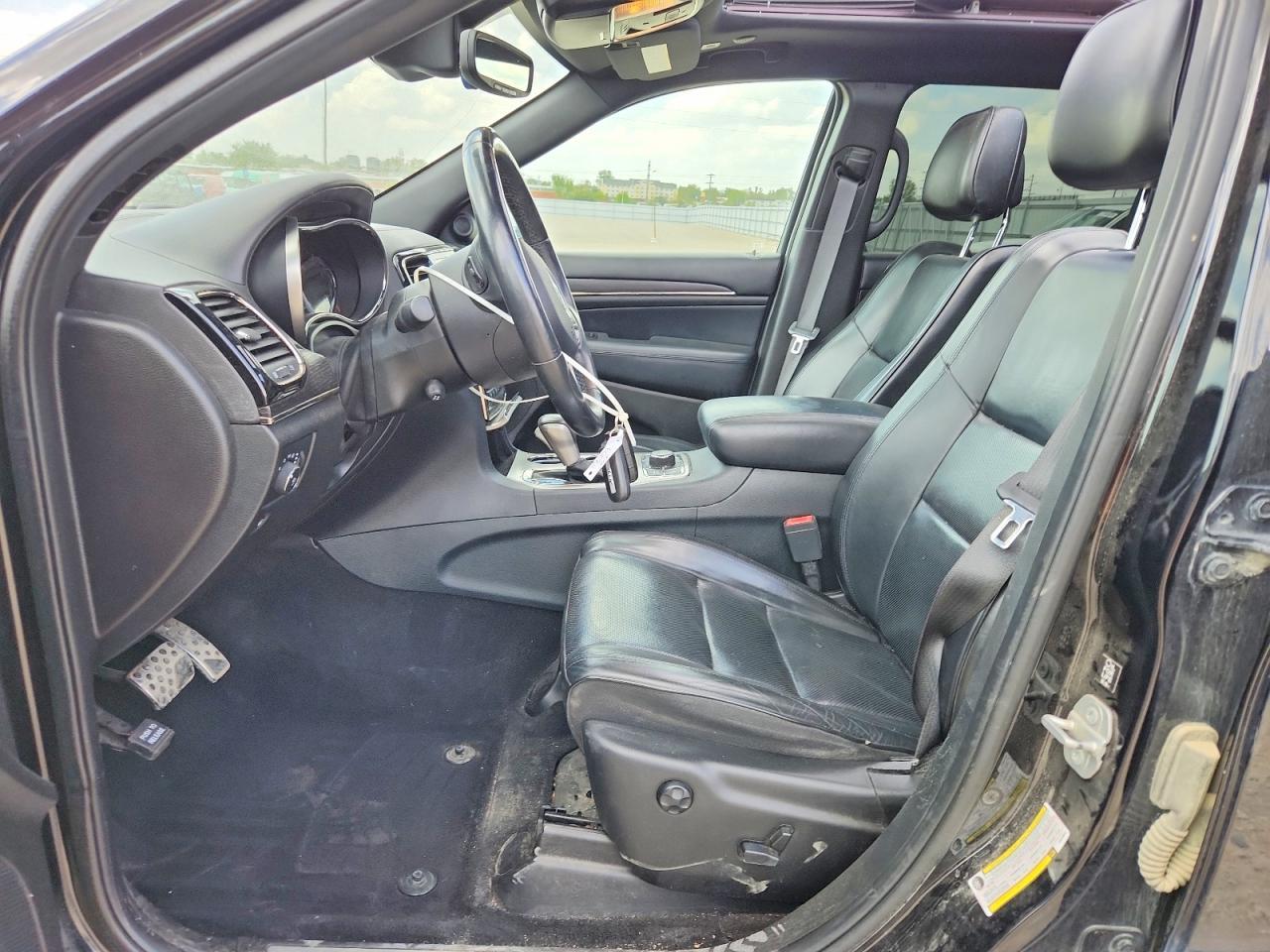 2019 Jeep Grand Cherokee Overland - Image 7