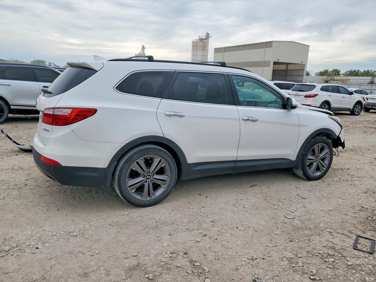 2015 Hyundai Santa Fe Limited - Фото 3